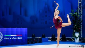 aa q assor viktoria est sfe02540 copia simone ferraro ph